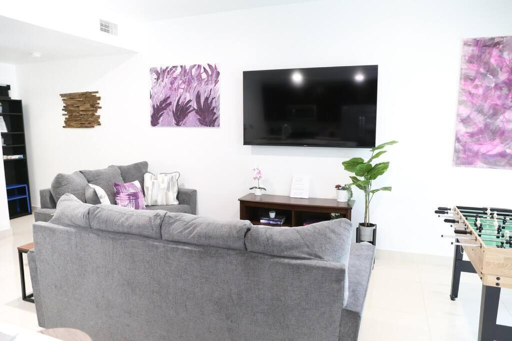 Insta Worthy Modern Hébergement de vacances Homestead